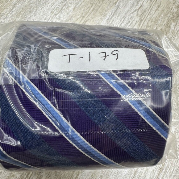 Brooks Brothers 346‎ Repp Neck Tie 100% Silk Purple Blue Striped Made In USA - Picture 8 of 8